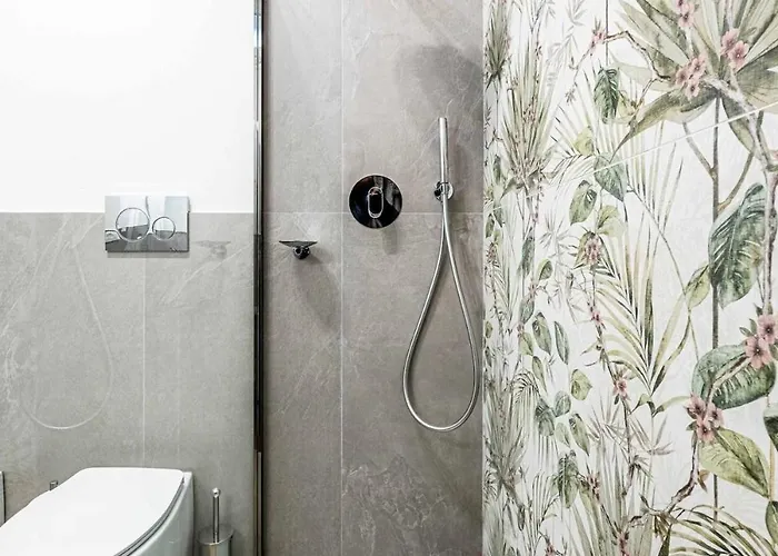 Cavallotti 70 - Renovated With A Sea View דירה *