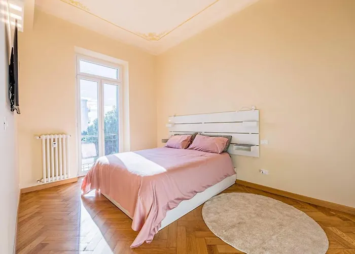 Апартаменты Cavallotti 70 - Renovated With A Sea View